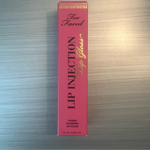 NIB Too Faced Lip Injection Power Plumping Lip Gloss in Just a Girl / PINK - Picture 3 of 8